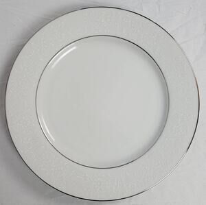 Crown Victoria Lovelace 10" China Dinner Plate